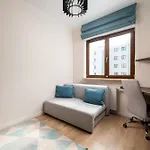 Apartment Krasinskiego Deluxe By Bookinghost