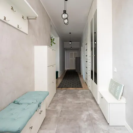 Krasinskiego Deluxe By Bookinghost Warsaw