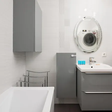 Krasinskiego Deluxe By Bookinghost *