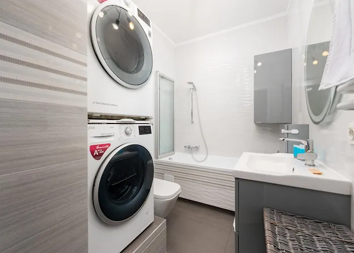 Krasinskiego Deluxe By Bookinghost Apartment