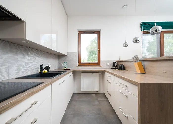 Apartment Krasinskiego Deluxe By Bookinghost